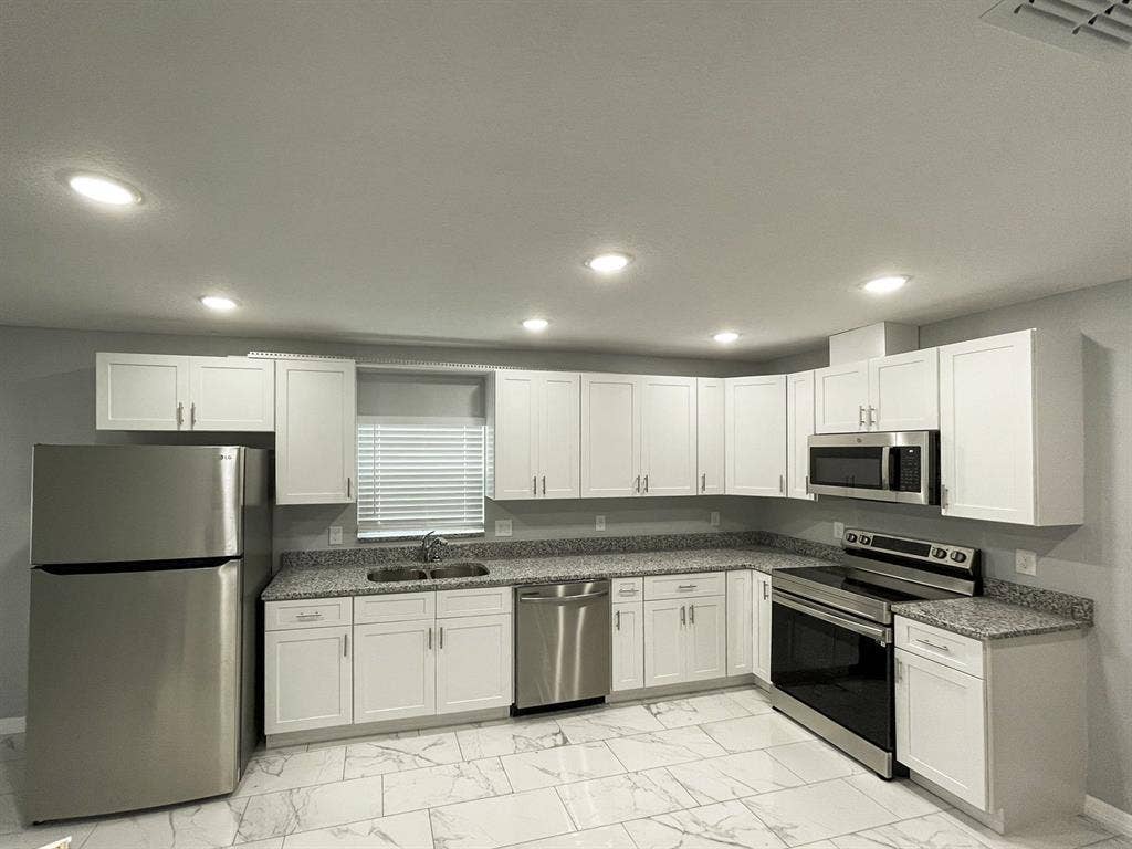3 BR in Orlando