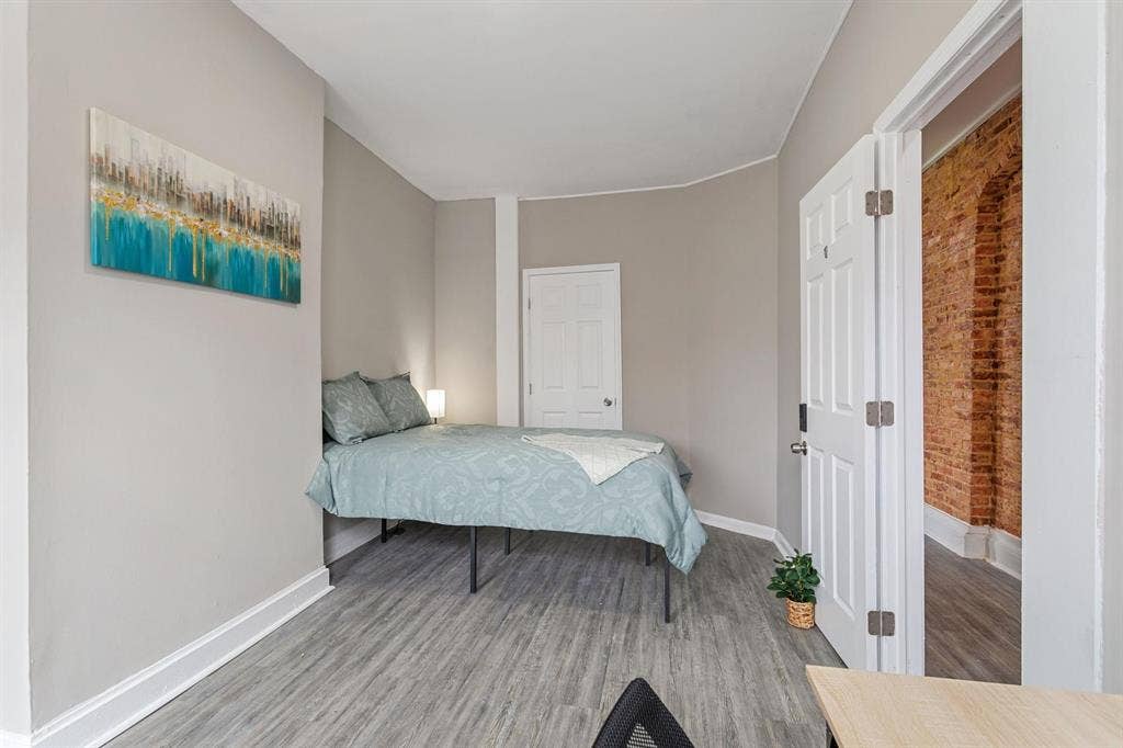 2 BR in Baltimore