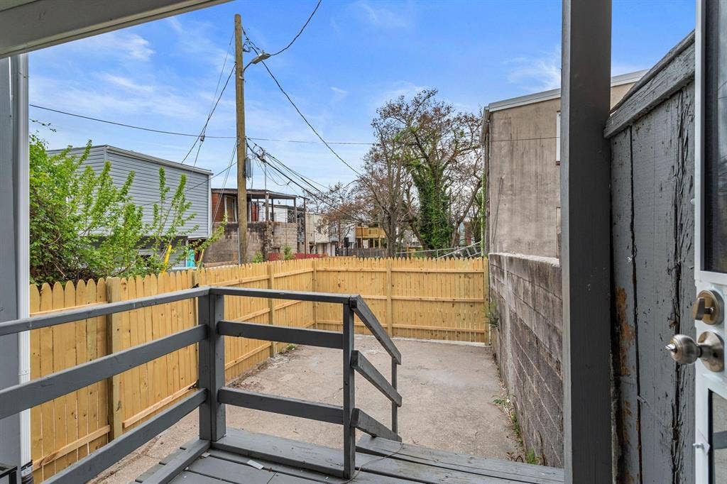 2 BR in Baltimore