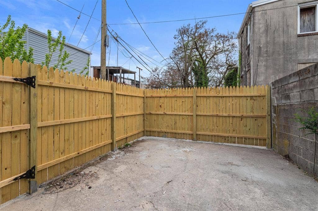 2 BR in Baltimore