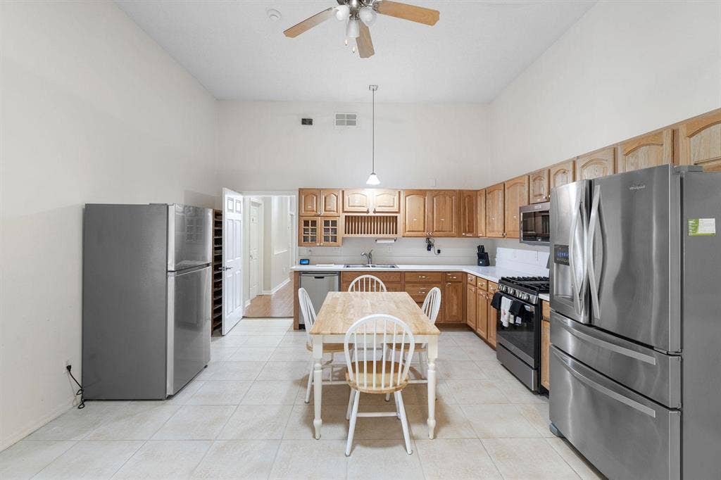 8 BR in Orlando
