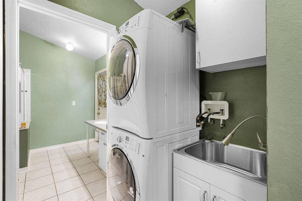 8 BR in Orlando