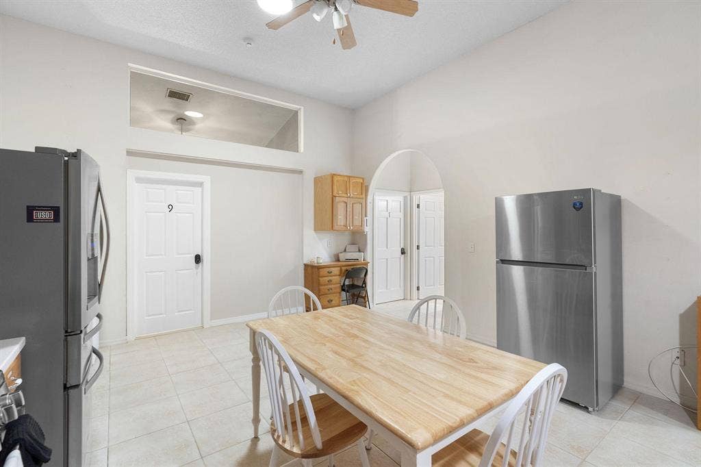 8 BR in Orlando