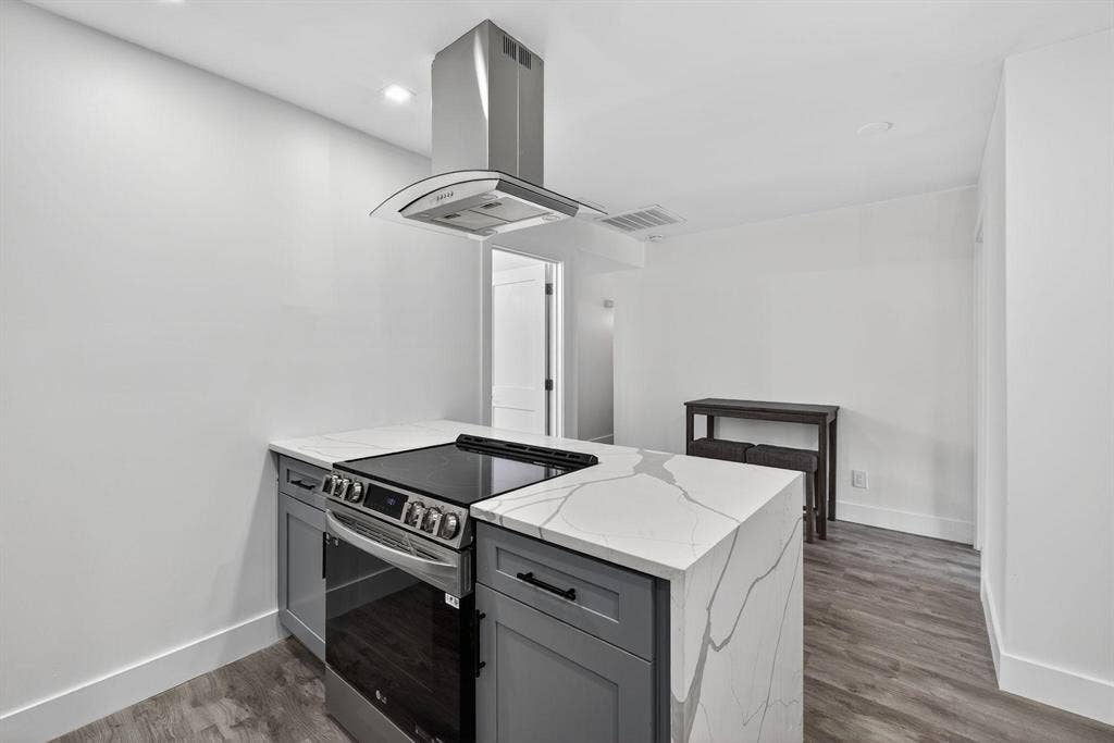 5 BR in Tampa