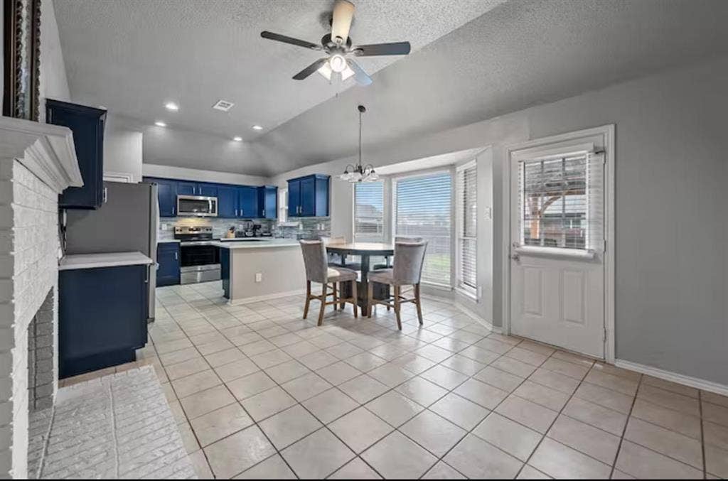 4 BR in Rowlett