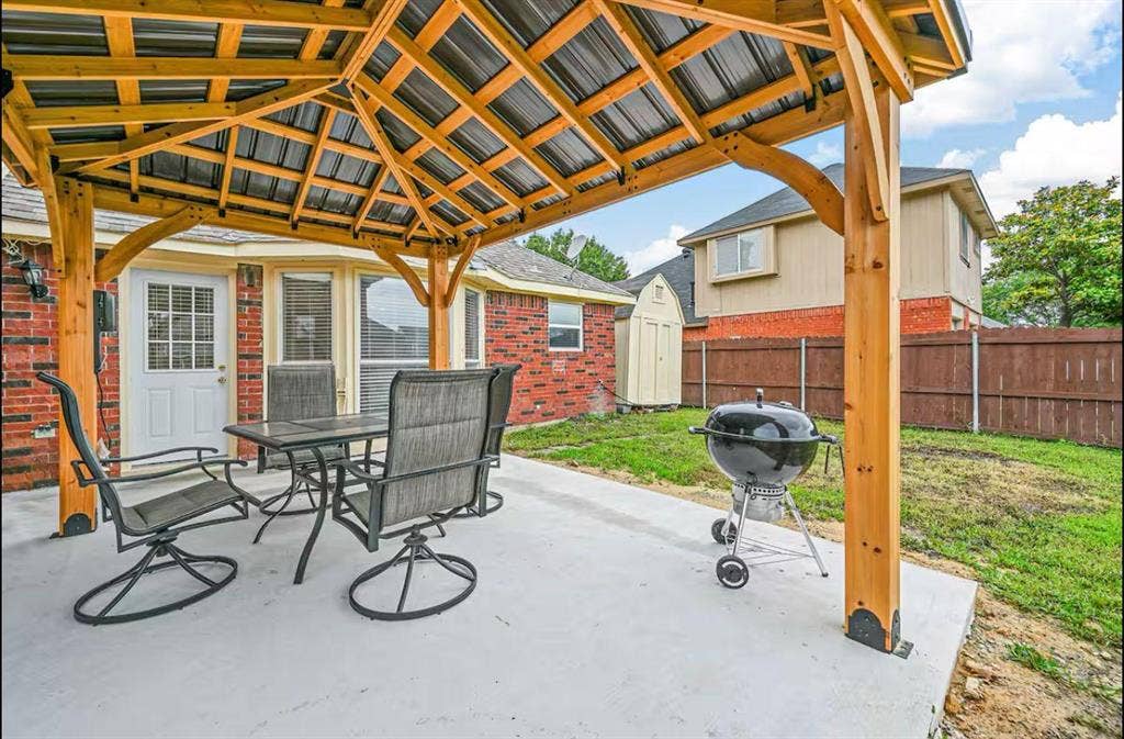 4 BR in Rowlett