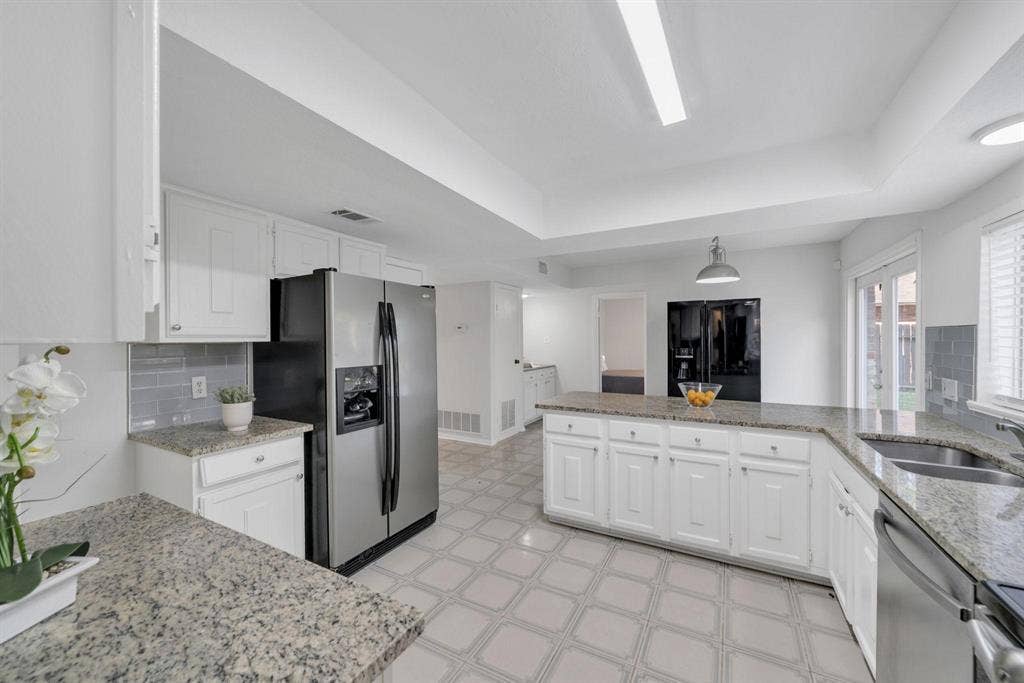 8 BR in Houston
