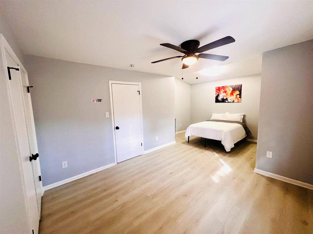 5 BR in Charlotte