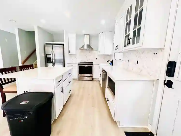 6 BR in Charlotte