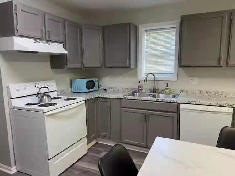 7 BR in Kansas City