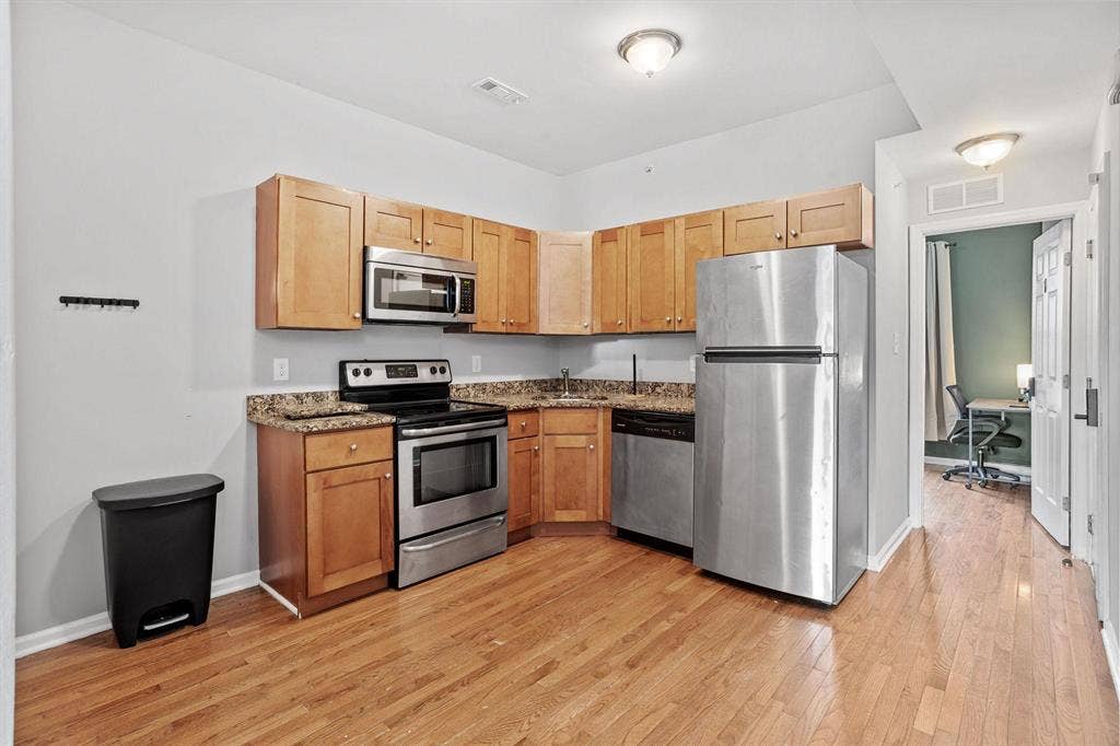 4 BR in Philadelphia
