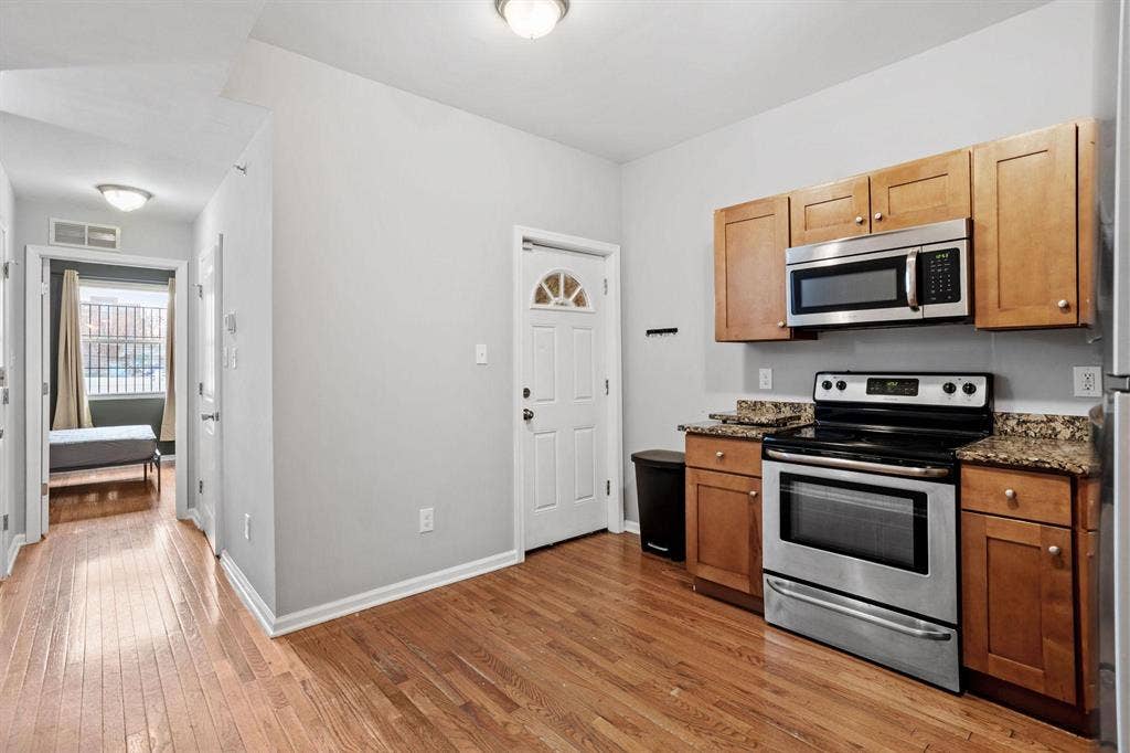 4 BR in Philadelphia