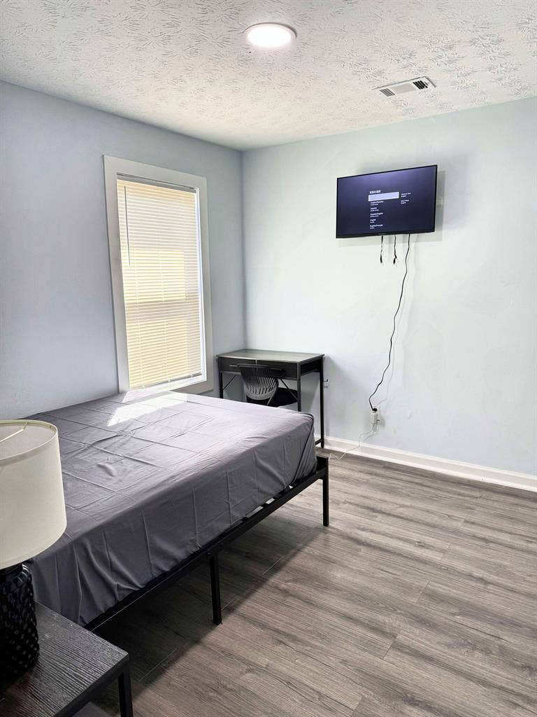4 BR in Stone Mountain