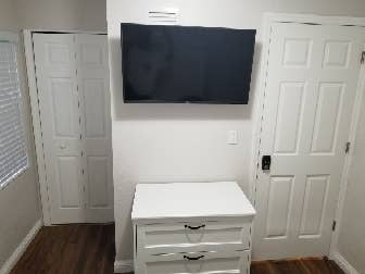 Fully Furnished Room West L.Havana
