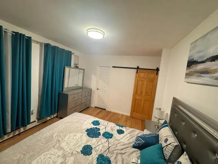 3 BR in Central Islip