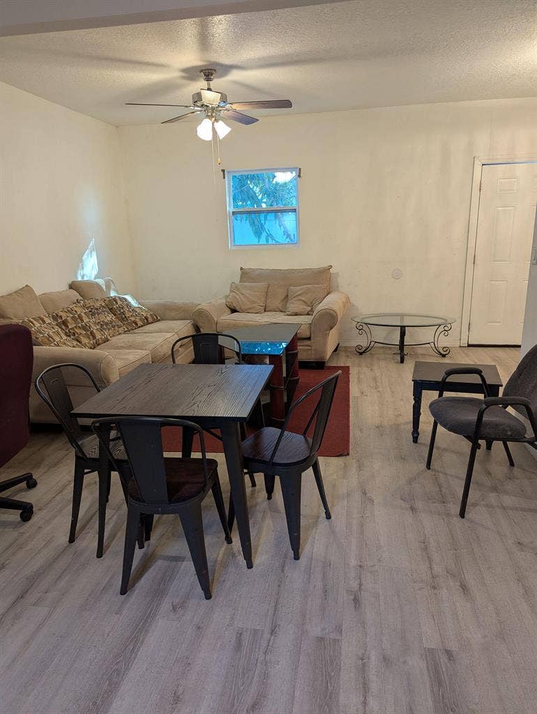 2 BR in Apopka
