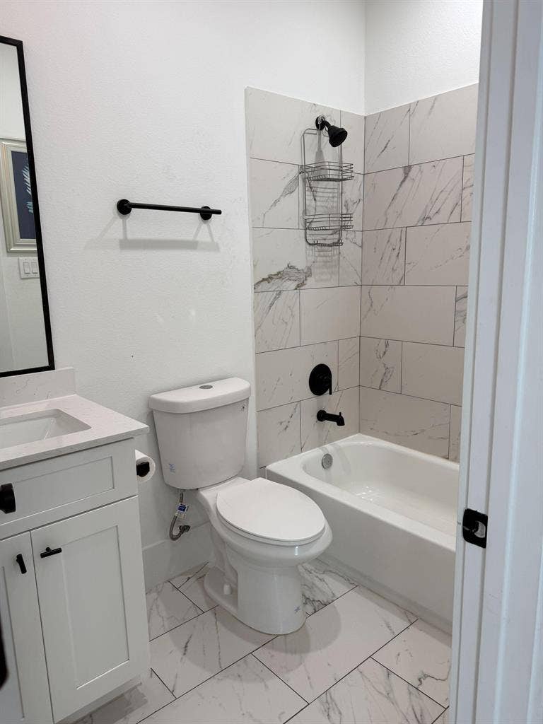 4 BR in Houston