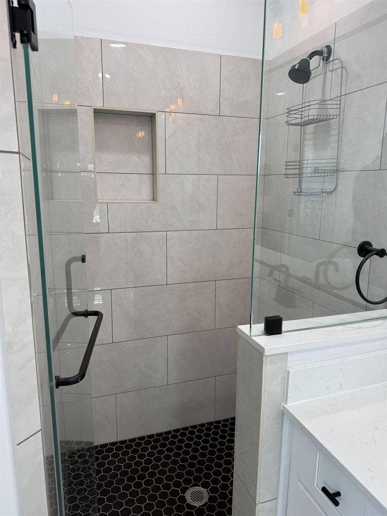4 BR in Houston