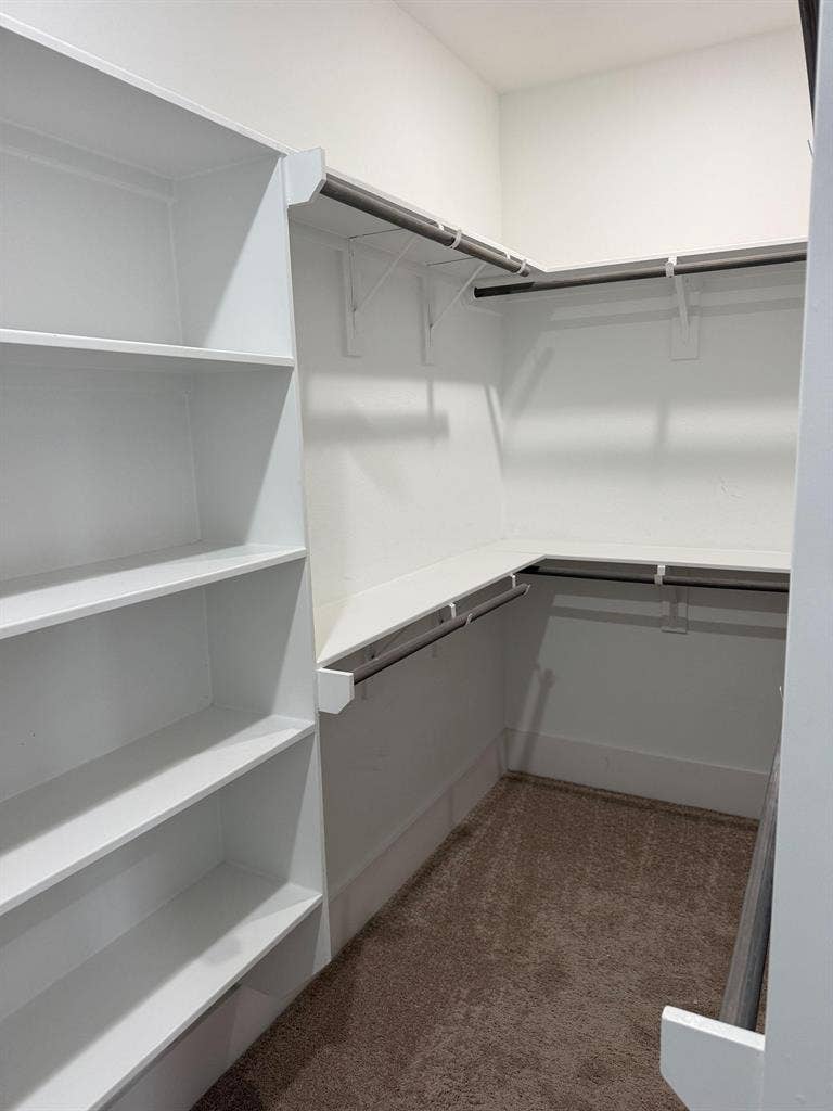4 BR in Houston