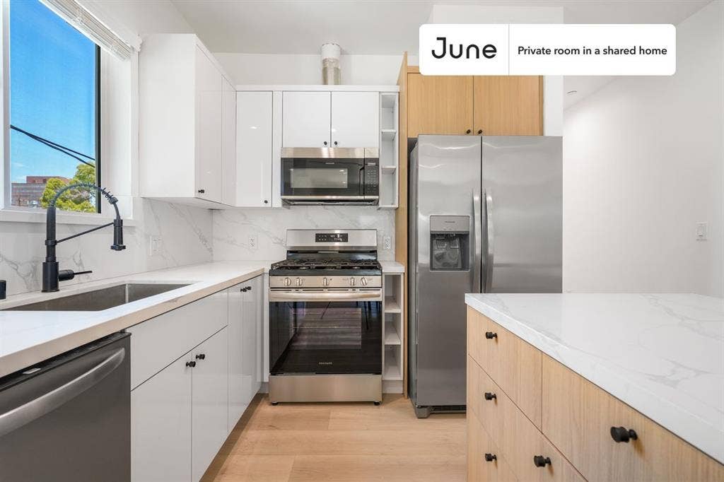 4 BR in Los Angeles