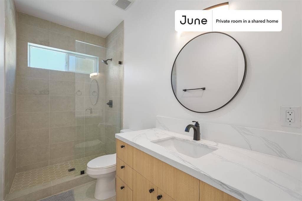 4 BR in Los Angeles