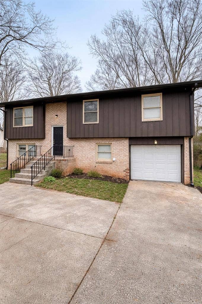 7 BR in Decatur