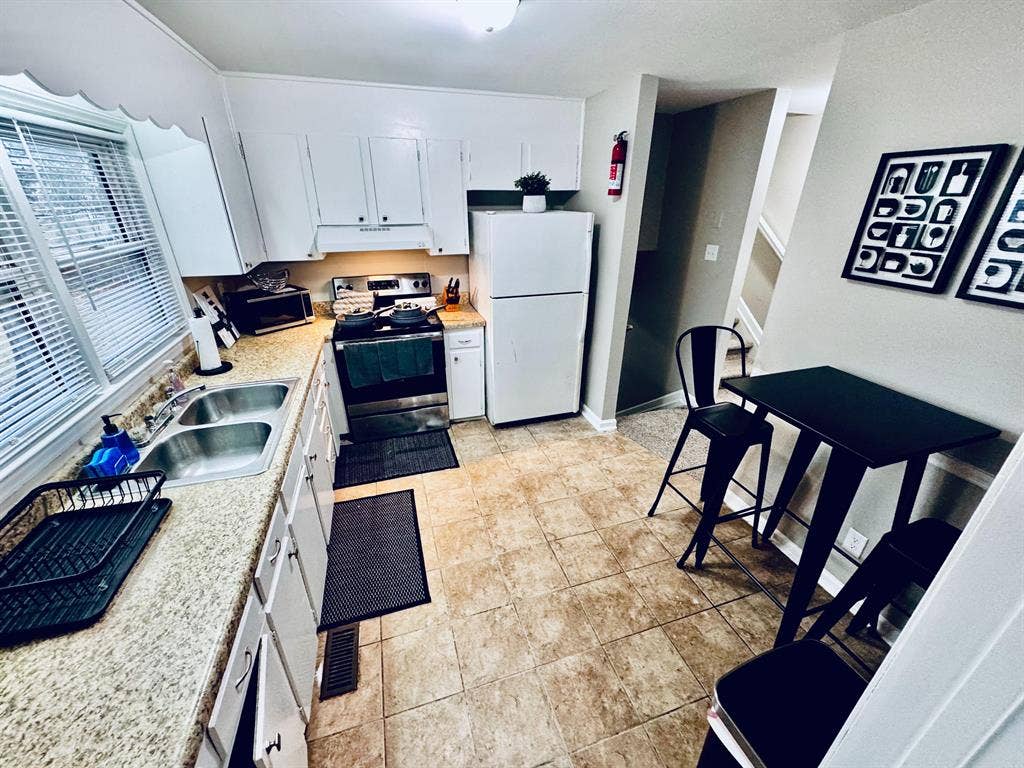 4 BR in Charlotte