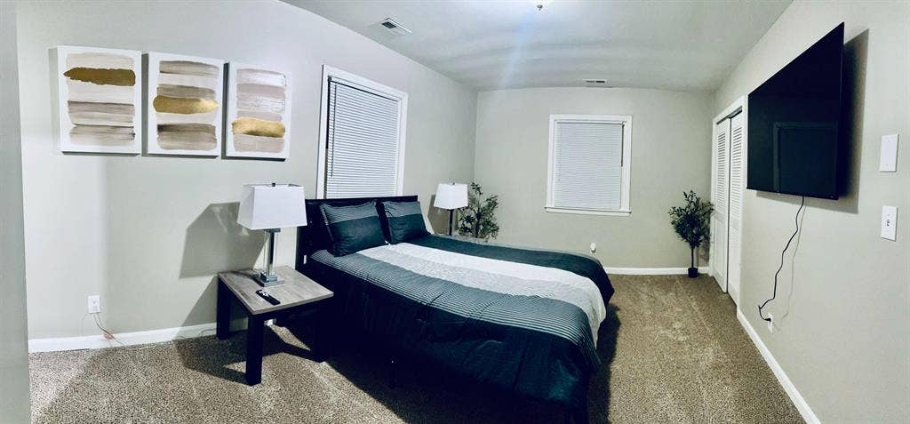 4 BR in Charlotte
