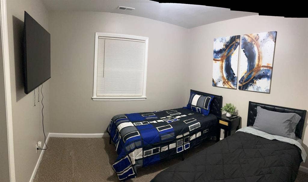 4 BR in Charlotte