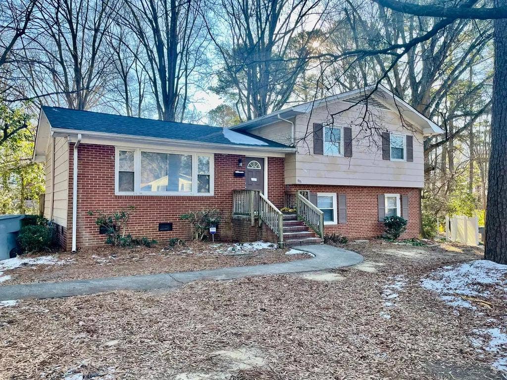 4 BR in Charlotte