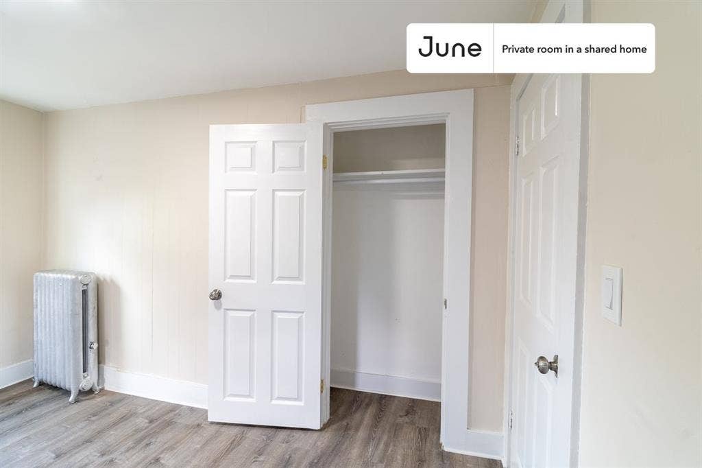 7 BR in Boston