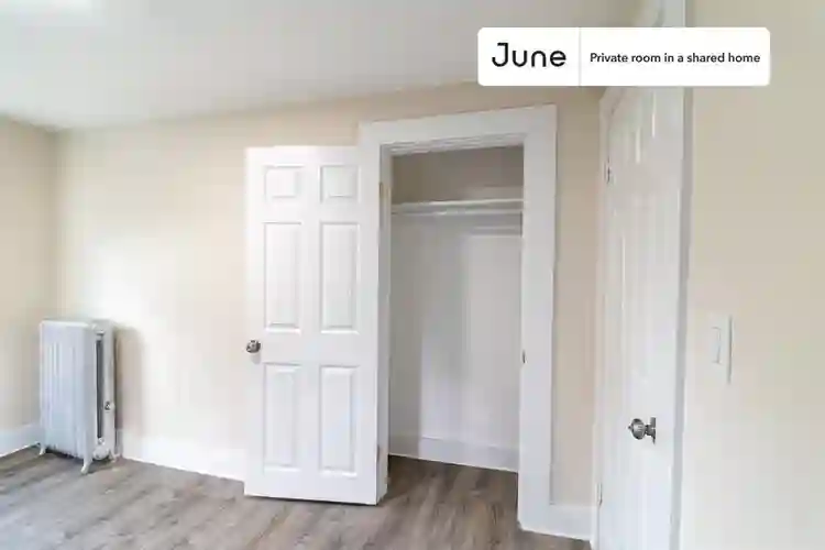 7 BR in Boston