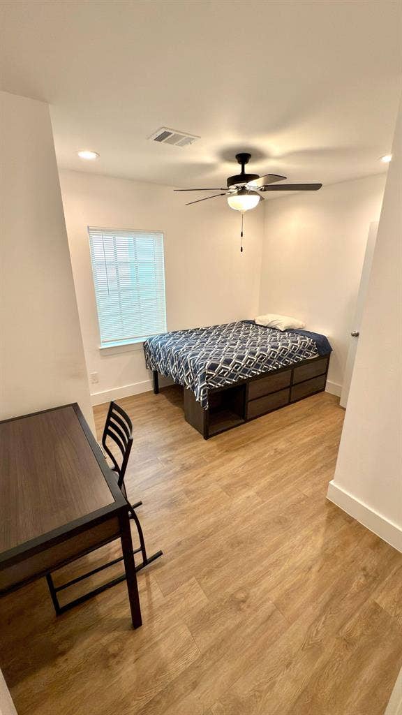 10 BR in Houston