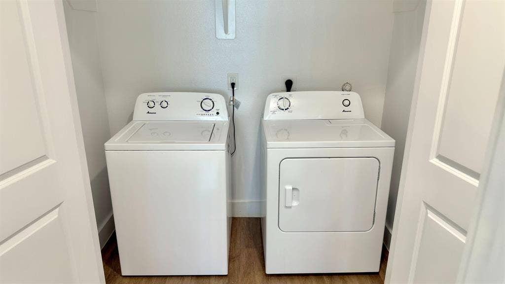10 BR in Houston