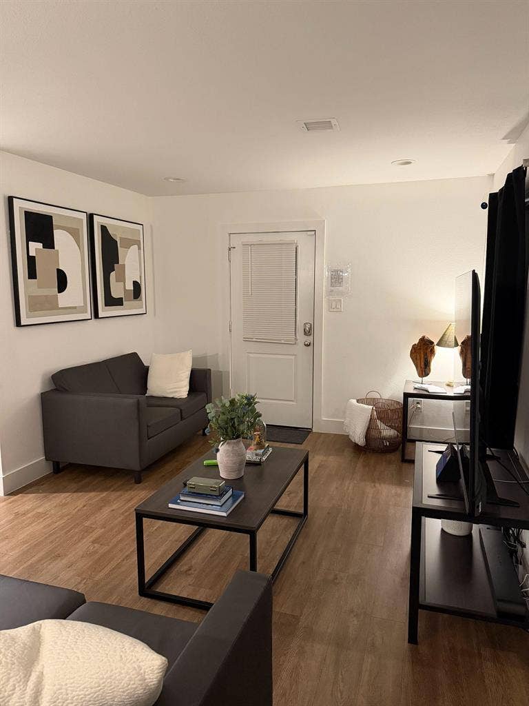 10 BR in Houston