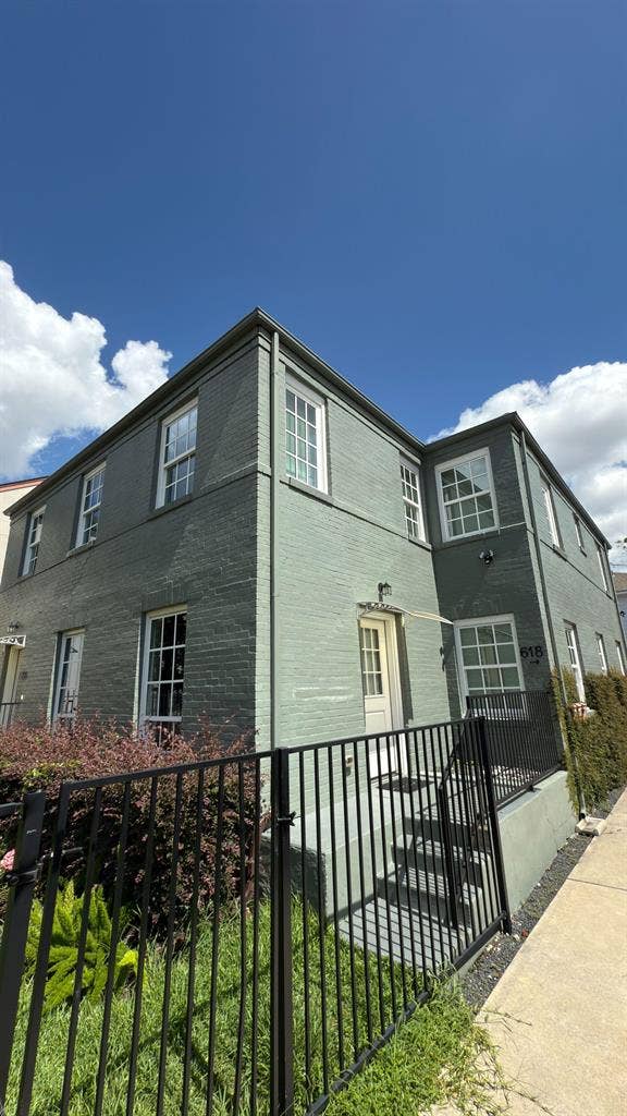 10 BR in Houston