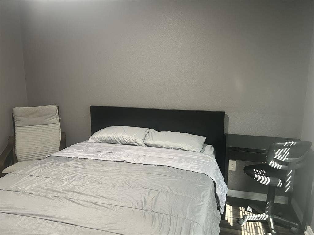All Bills Paid ($850 per month)