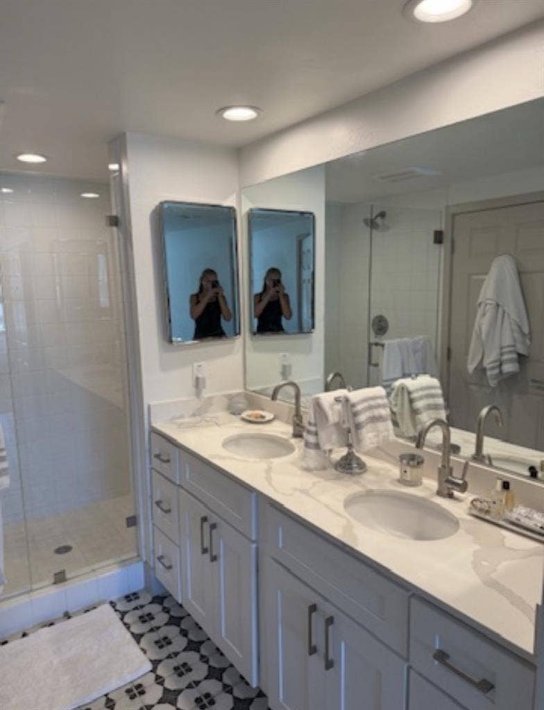 Summer sublease - Goleta