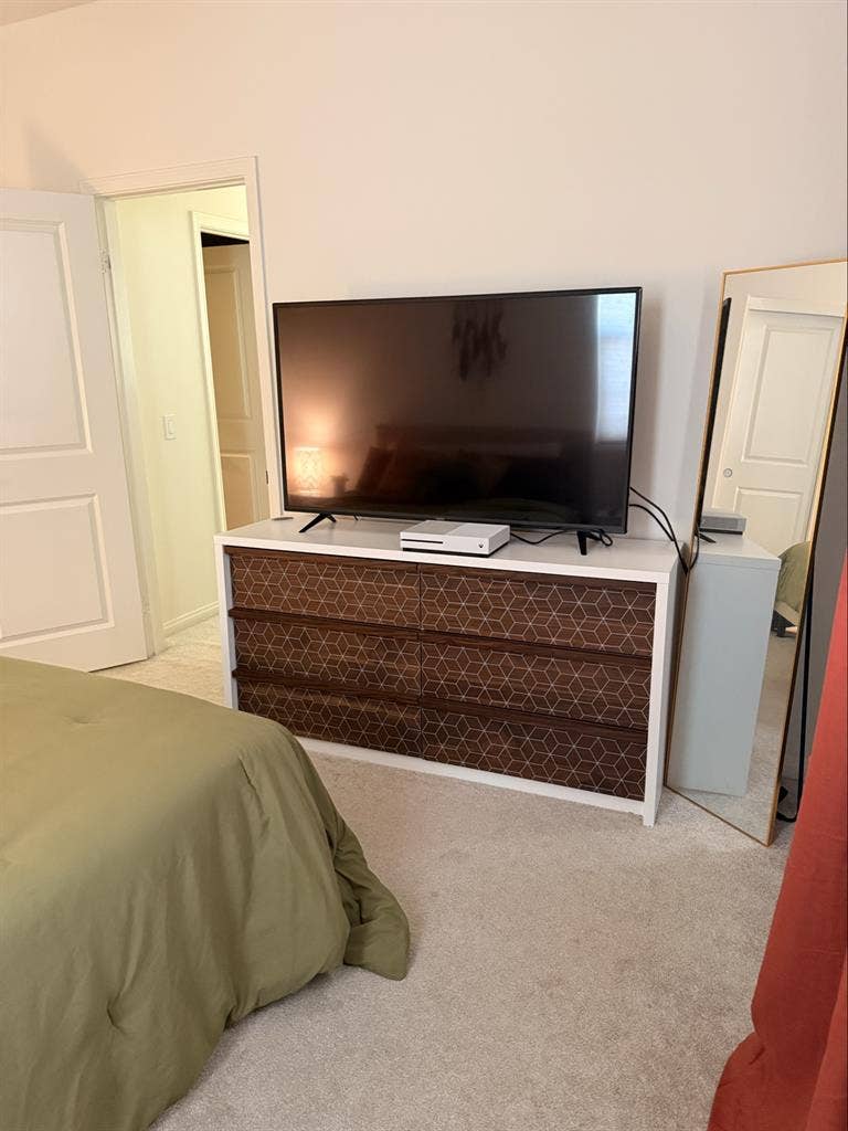 Fully furnished room for rent