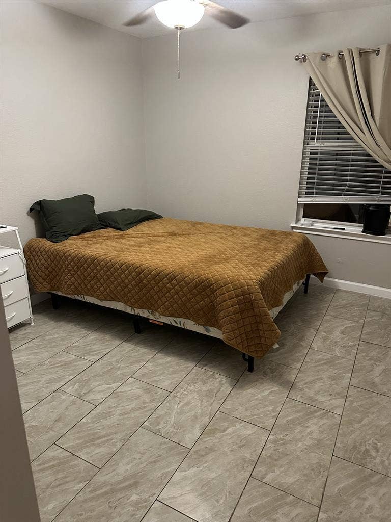 Semi furnished bedroom.