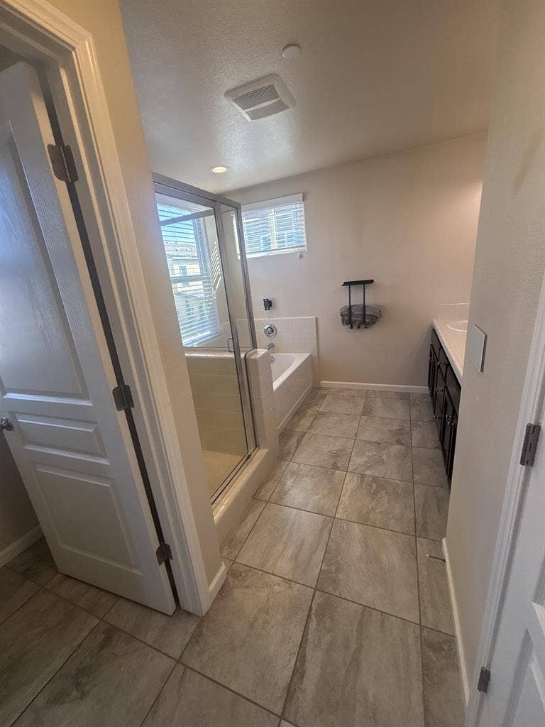 Beautiful home in Clovis