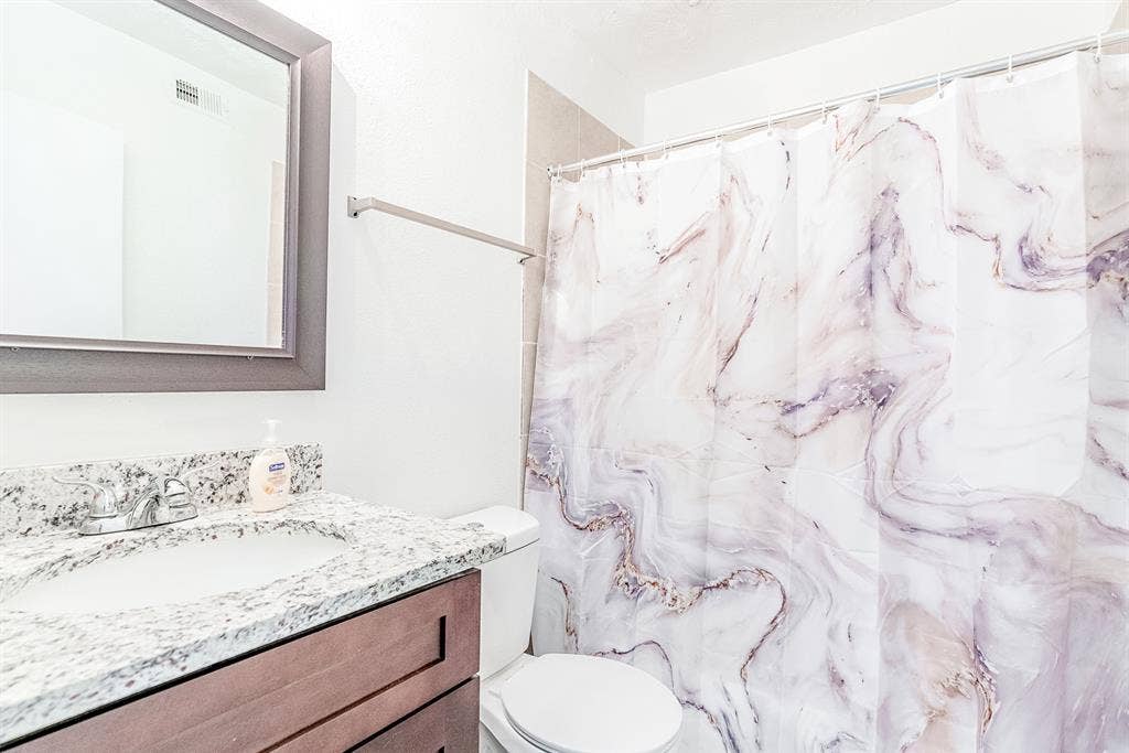 5 BR in Atlanta