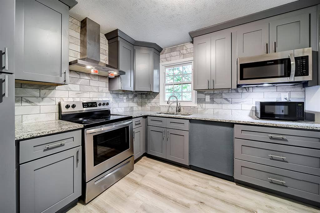 6 BR in Atlanta