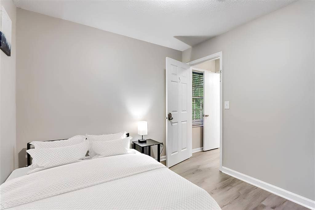 6 BR in Atlanta