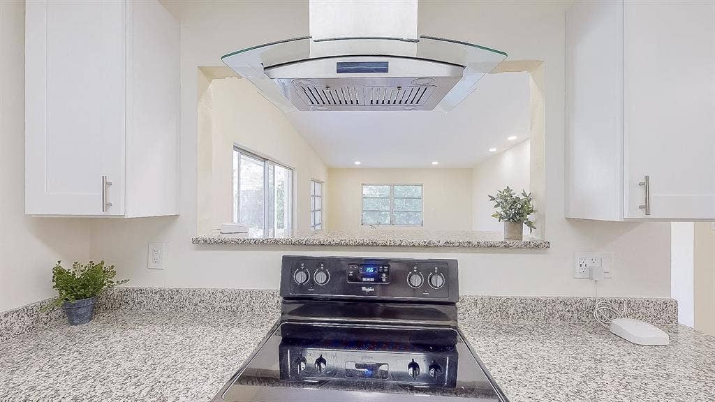 4 BR in Lakeland