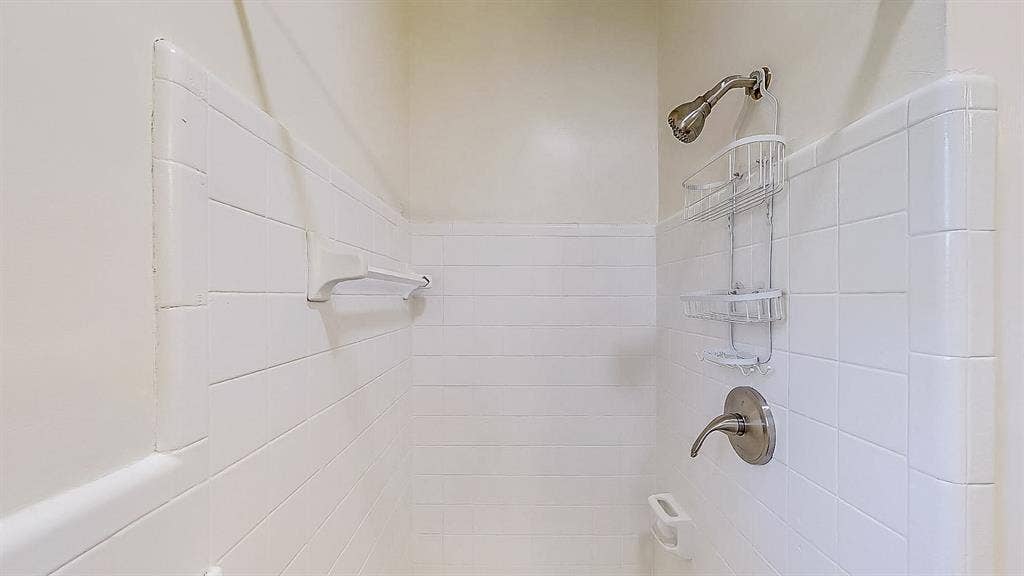 4 BR in Lakeland
