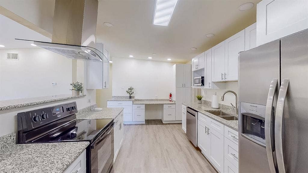 4 BR in Lakeland