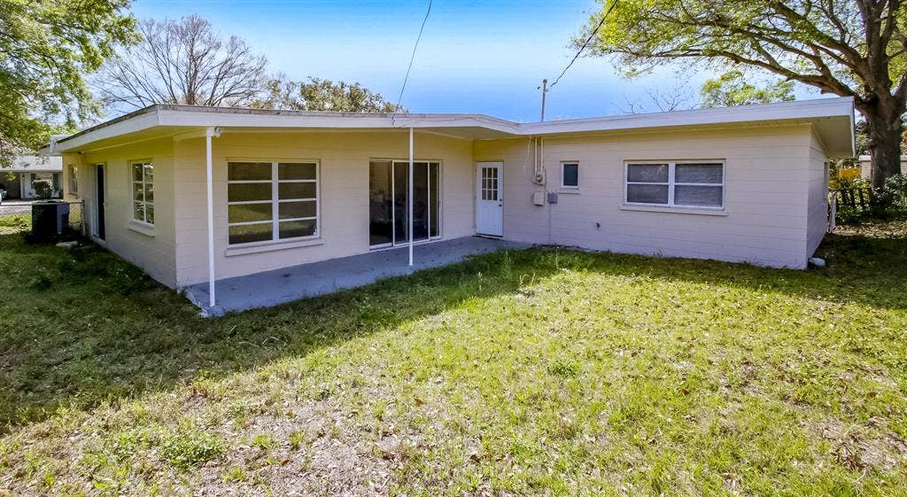 4 BR in Lakeland
