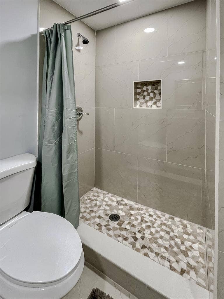8 BR in Jacksonville