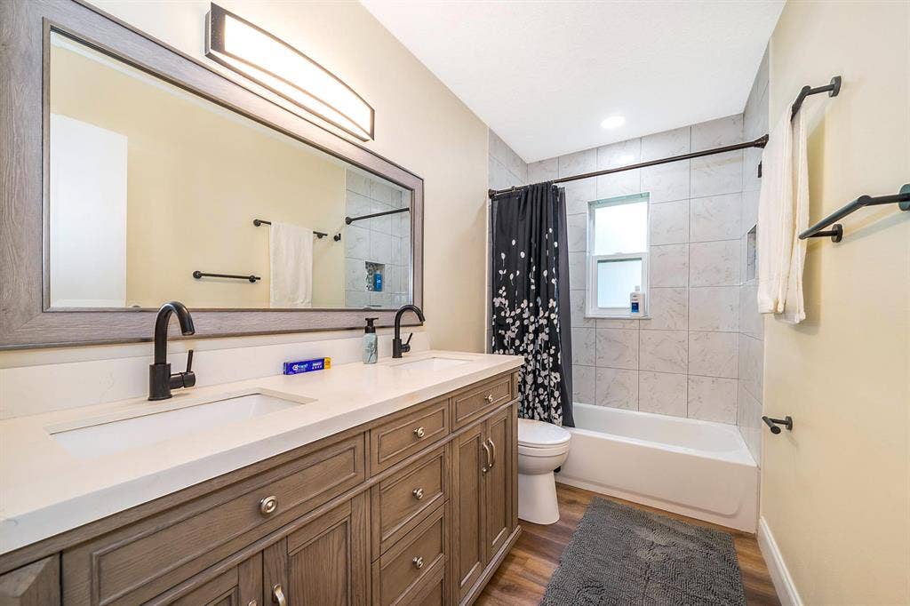 6 BR in Maitland